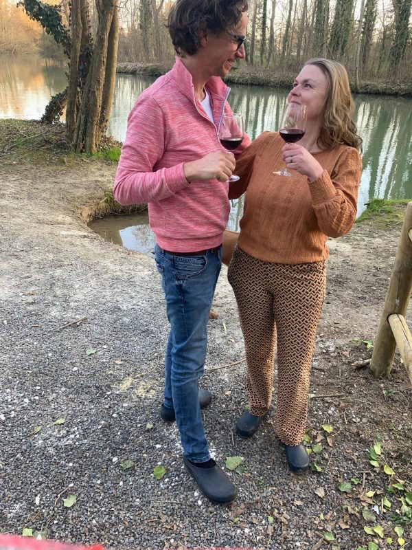 0d496a60-c8b9-45e1-b8d9-4033a6f77397