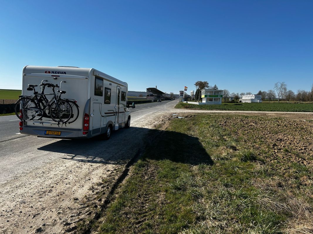 170a5b8d-9d4d-42c0-a1cb-9846b4a1eec2