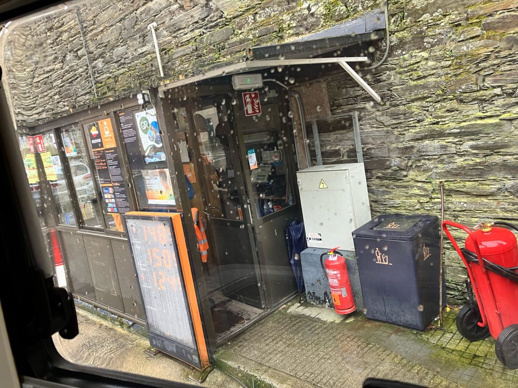 WhatsApp Image 2025-03-24 at 20.11.53 (1)